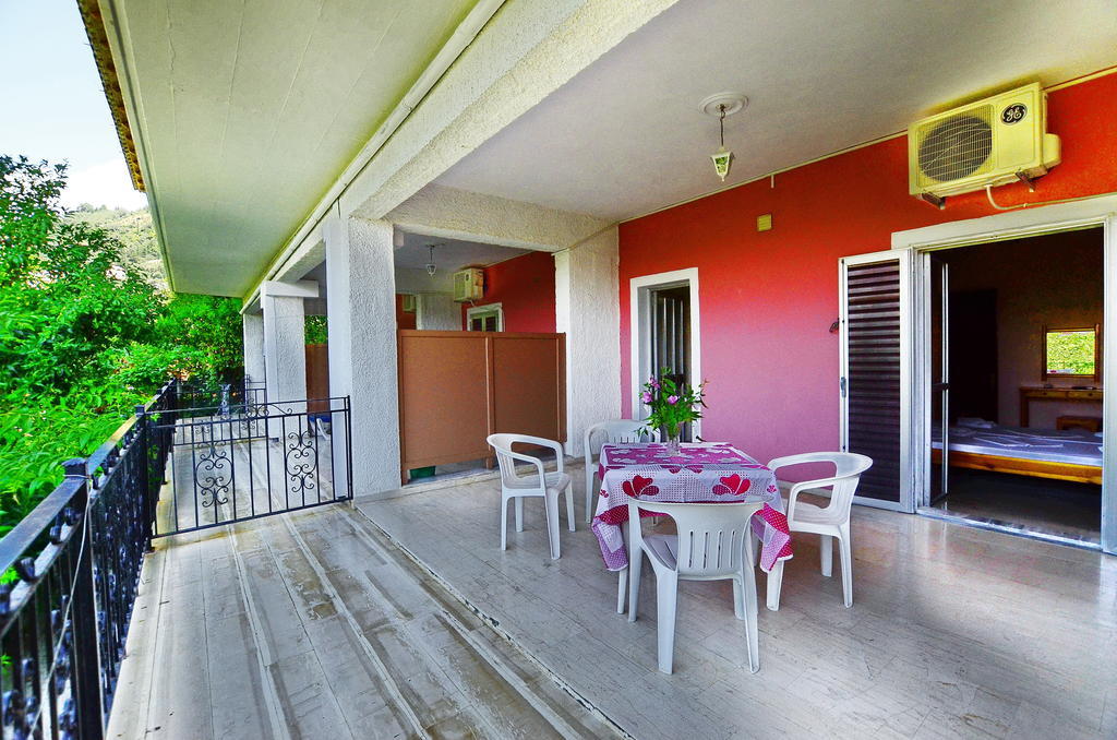 Villa Rebecca Agios Gordios (Corfu) Exterior foto