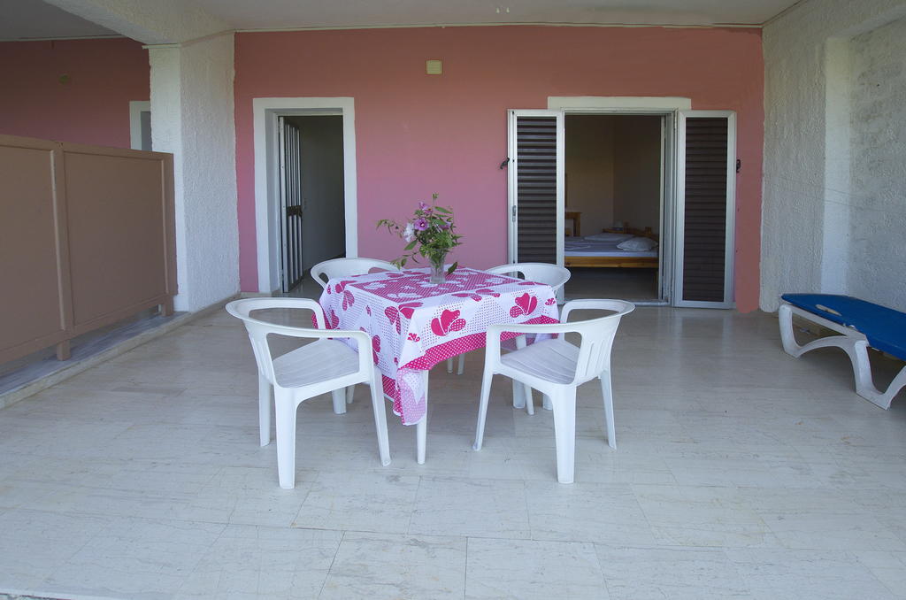 Villa Rebecca Agios Gordios (Corfu) Exterior foto